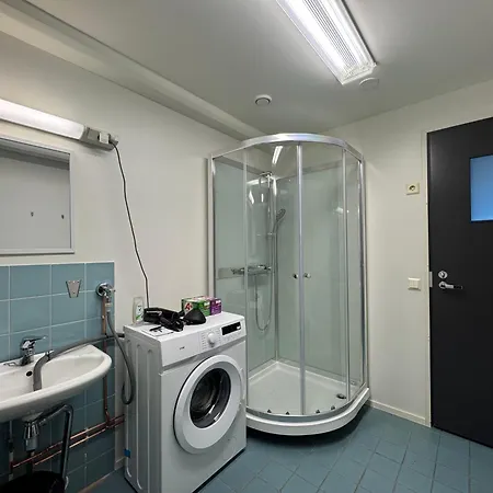 Kotimaailma - Hostellihuone 7 * 科科拉